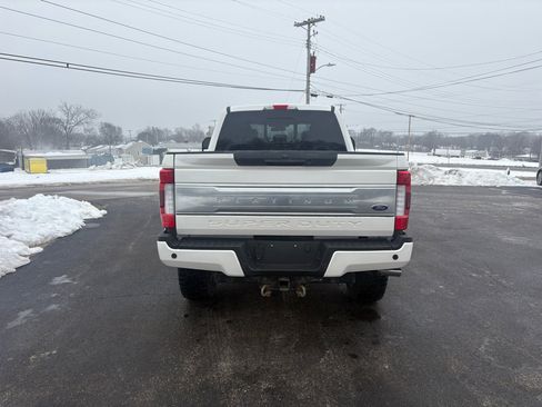 Used 2019 Ford F350 Platinum w/ Platinum Ultimate Package image 3