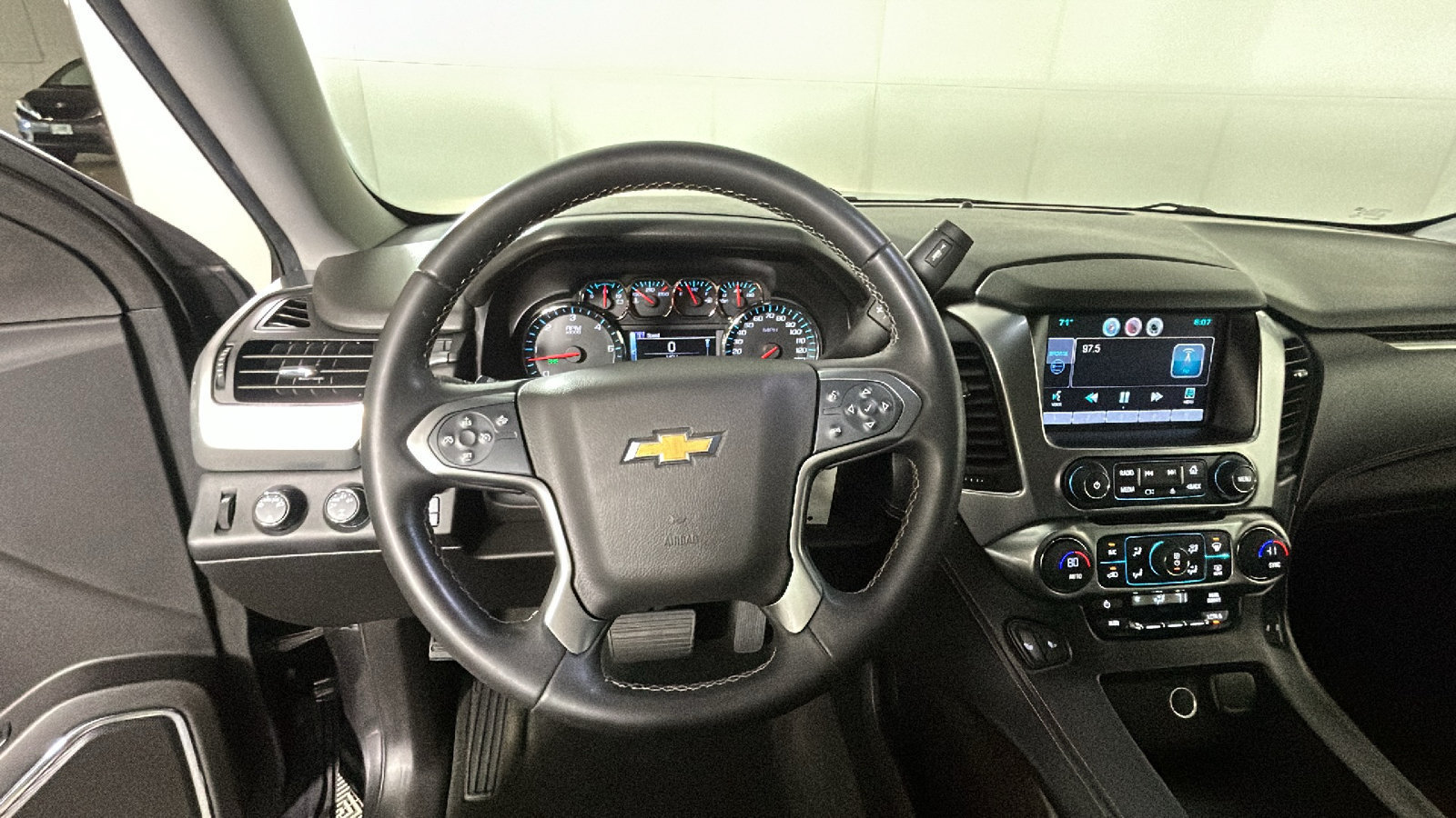 Used 2015 Chevrolet Tahoe LT w/ Max Trailering Package AWD/4WD image 18