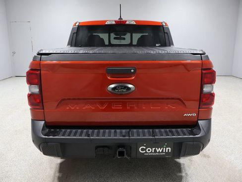 Used 2024 Ford Maverick Lariat w/ Black Appearance Package image 4