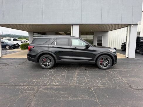 New 2026 Ford Explorer ST w/ Sun And Sound Package AWD/4WD image 2