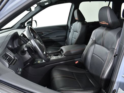 Used 2025 Honda Passport TrailSport image 6
