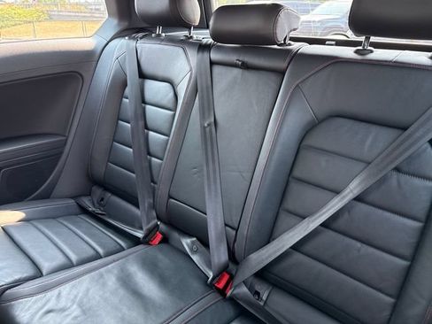 Used 2015 Volkswagen GTI SE w/ Lighting Package (SEL) FWD image 18