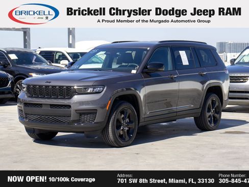Used 2025 Jeep Grand Cherokee L Altitude image 1