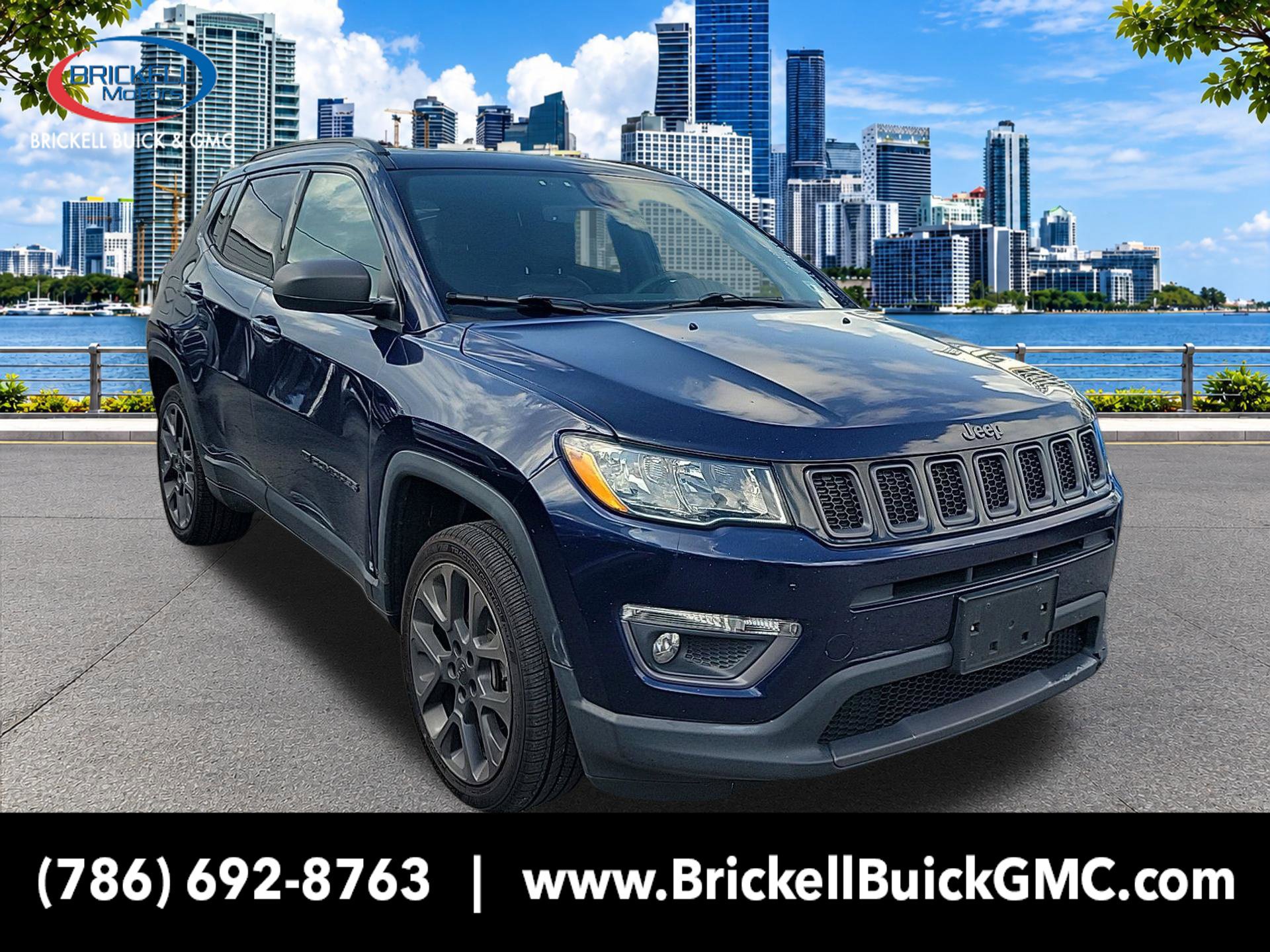 Used 2021 Jeep Compass Latitude w/ Sun and Sound Group AWD/4WD image 3