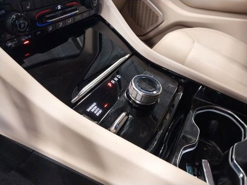 Used 2022 Jeep Grand Cherokee L Limited image 17