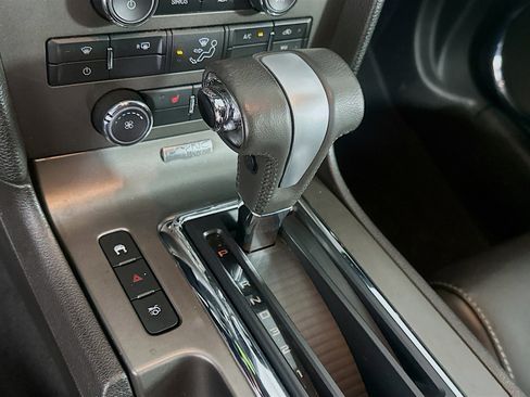 Used 2010 Ford Mustang GT Premium image 23