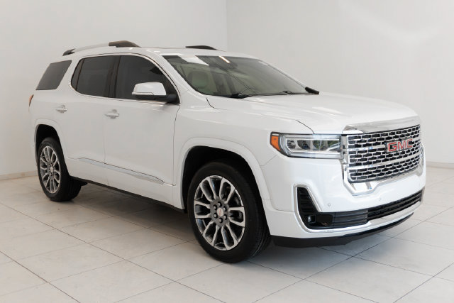 Used 2023 GMC Acadia Denali FWD image 8