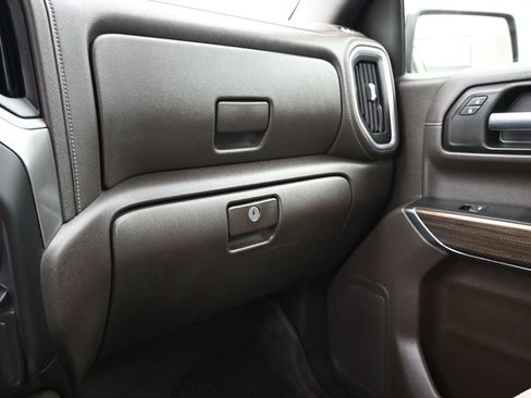 Used 2020 Chevrolet Silverado 1500 RST w/ Texas Edition AWD/4WD image 20