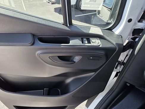 Used 2026 Mercedes-Benz Sprinter 2500 image 13