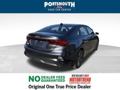 Used 2024 Kia Forte LXS w/ LXS Technology Package image 23