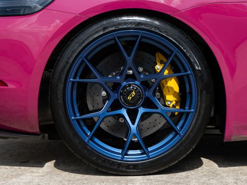 Used 2023 Porsche 718 Cayman GT4 RS RWD image 40