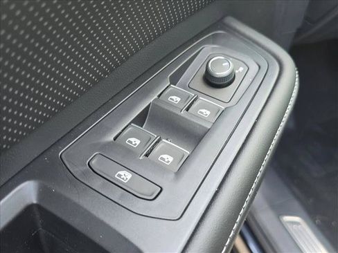 New 2026 Volkswagen Atlas SE FWD image 5