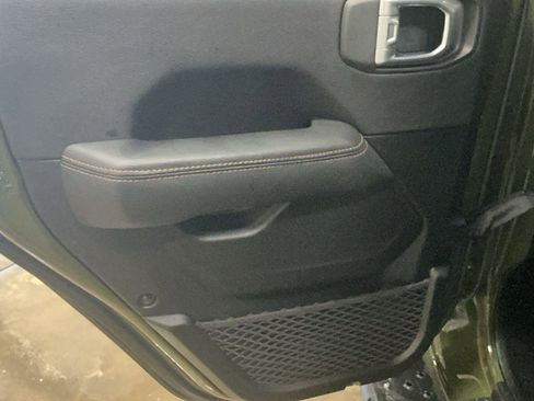 Used 2023 Jeep Wrangler Unlimited Rubicon 392 w/ Xtreme Recon 35" Tire Package image 14