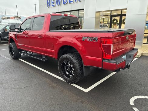 Used 2021 Ford F350 Lariat image 6