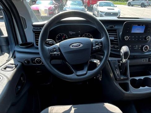 Used 2024 Ford Transit 250 Low Roof AWD image 5