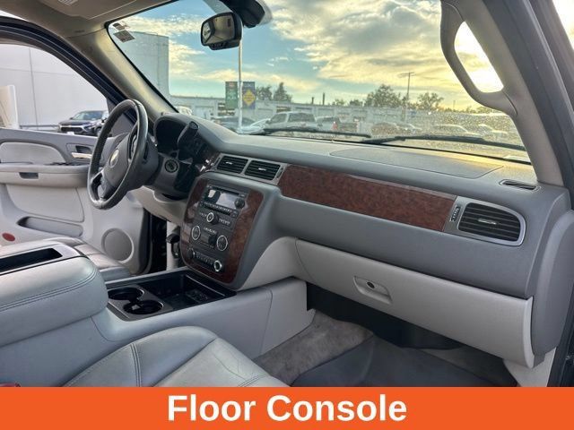 Used 2007 Chevrolet Tahoe LT w/ LT Preferred Equipment Group AWD/4WD image 19
