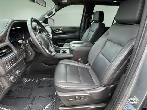 Used 2023 Chevrolet Tahoe LT w/ Luxury Package AWD/4WD image 18