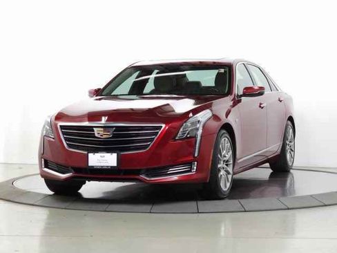 Used 2018 Cadillac CT6 Luxury image 1