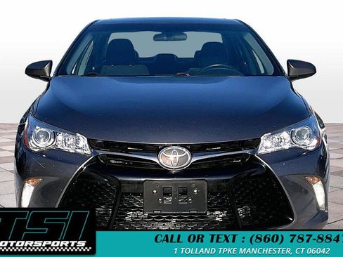 Used 2016 Toyota Camry XSE w/ Moonroof Package image 3