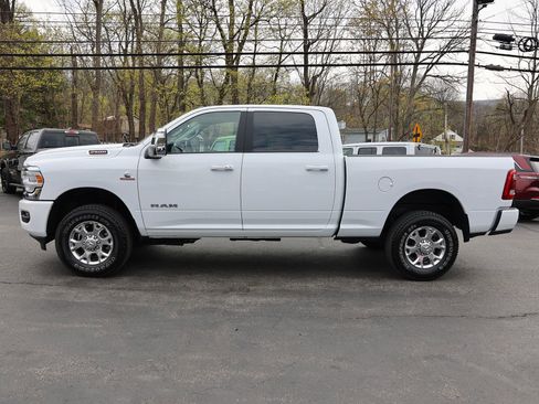Used 2024 RAM 2500 Laramie AWD/4WD image 4