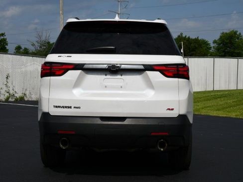Used 2023 Chevrolet Traverse RS w/ LPO, Floor Liner Package AWD/4WD image 6