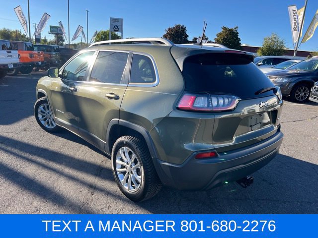 Used 2019 Jeep Cherokee Latitude w/ Cold Weather Group FWD image 3