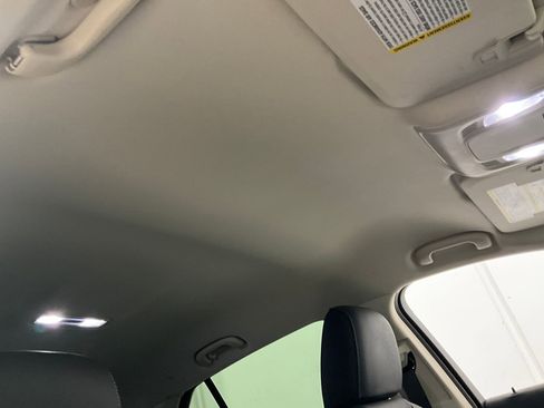 Used 2023 Buick Envision Essence AWD/4WD image 22