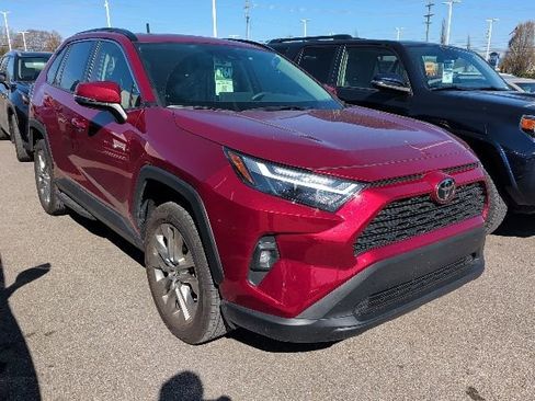 Certified 2024 Toyota RAV4 XLE Premium image 2