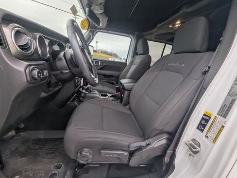 Used 2023 Jeep Wrangler Sahara w/ Cold Weather Group image 20