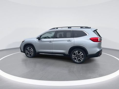 Used 2025 Subaru Ascent Limited AWD/4WD image 6