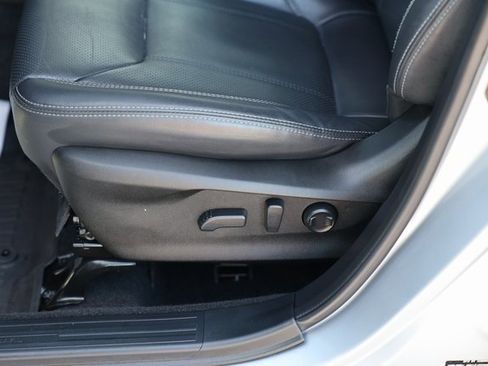 Used 2020 Subaru Forester Limited image 18