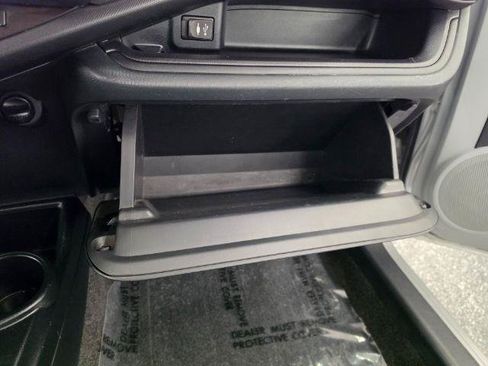 Used 2013 Toyota Prius C One FWD image 29