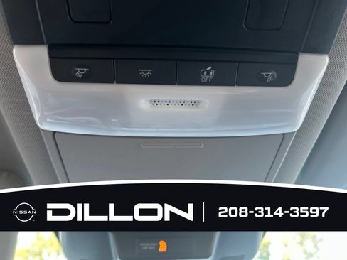 Used 2025 Nissan Rogue SV AWD/4WD image 5