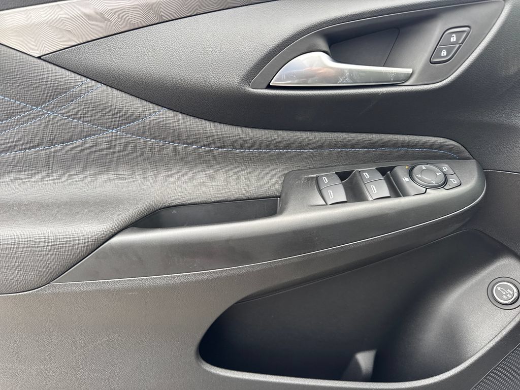 New 2026 Buick Envista Sport Touring FWD image 16