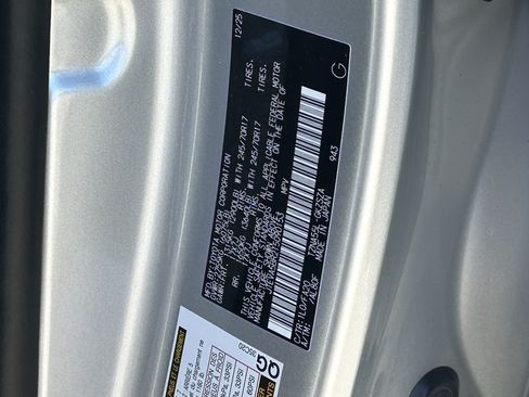 Certified 2026 Toyota 4Runner SR5 AWD/4WD image 32