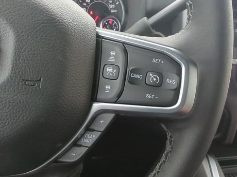 New 2026 RAM 3500 Big Horn AWD/4WD image 33