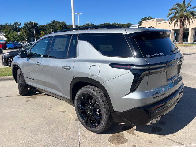 New 2027 Chevrolet Traverse RS w/ LPO, Floor Liner Package FWD image 4