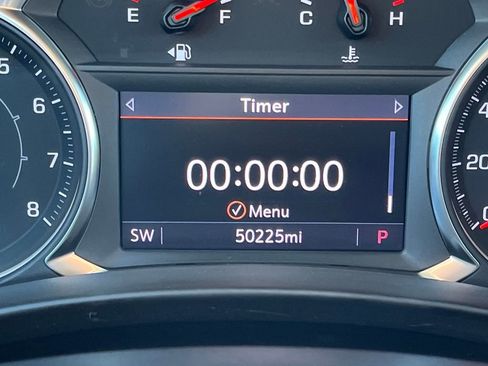 Used 2023 GMC Terrain SLT image 19