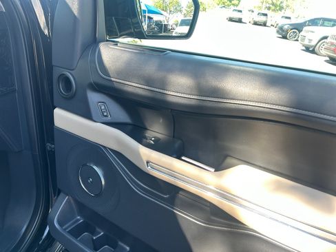 Used 2024 Ford Expedition Max Limited RWD image 16