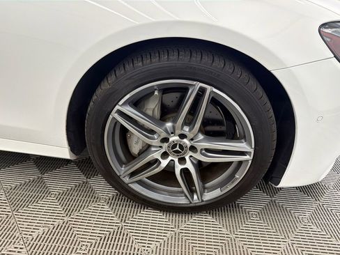 Used 2019 Mercedes-Benz E 300 4MATIC image 14