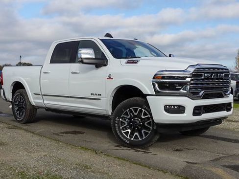 New 2026 RAM 2500 Limited AWD/4WD image 2