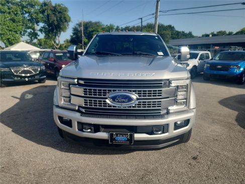 Used 2019 Ford F450 Platinum w/ Platinum Ultimate Package AWD/4WD image 8