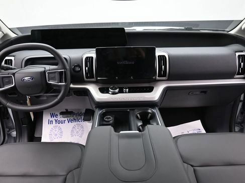 New 2026 Ford Expedition Active RWD image 12