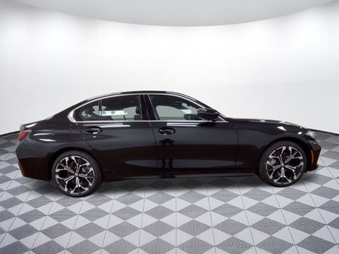 Used 2026 BMW 330i xDrive Sedan w/ Premium Package image 7