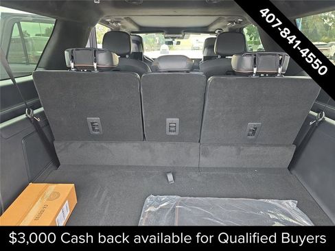 New 2025 Lincoln Navigator L Black Label image 8