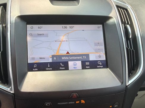 Used 2020 Ford Edge Titanium w/ Equipment Group 301A FWD image 17