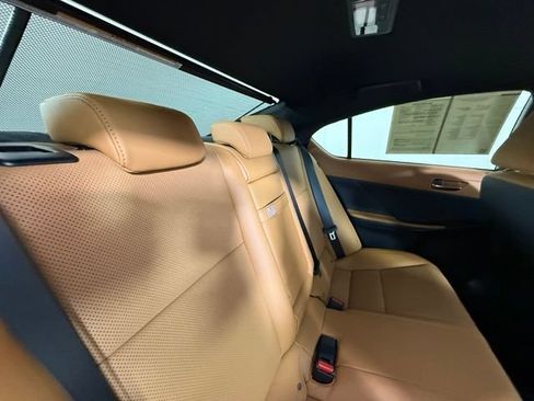 Used 2024 Lexus IS 300 w/ Premium Package RWD image 28