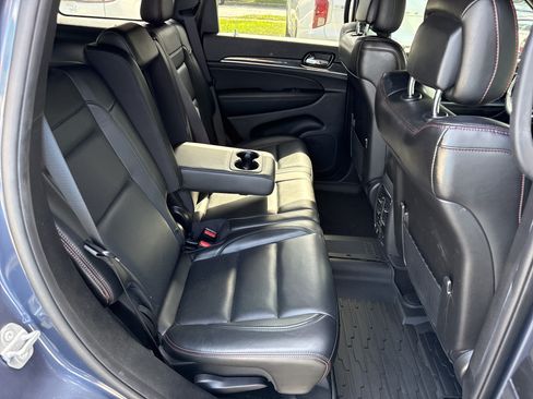 Used 2021 Jeep Grand Cherokee Trailhawk w/ Trailhawk Luxury Group AWD/4WD image 28