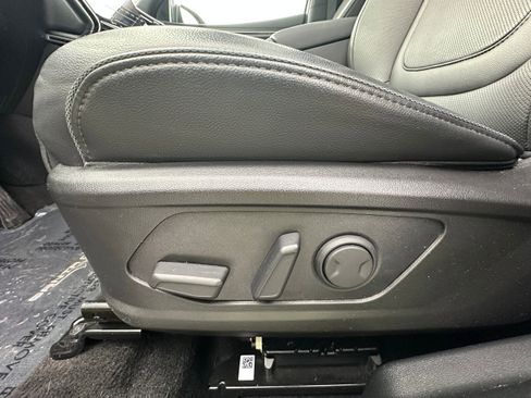 Used 2023 Hyundai Santa Cruz Limited image 26