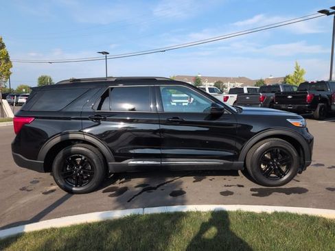 Certified 2023 Ford Explorer XLT w/ Equipment Group 202A AWD/4WD image 5